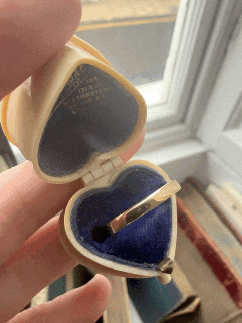 1940s 9ct Gold Wedding Band