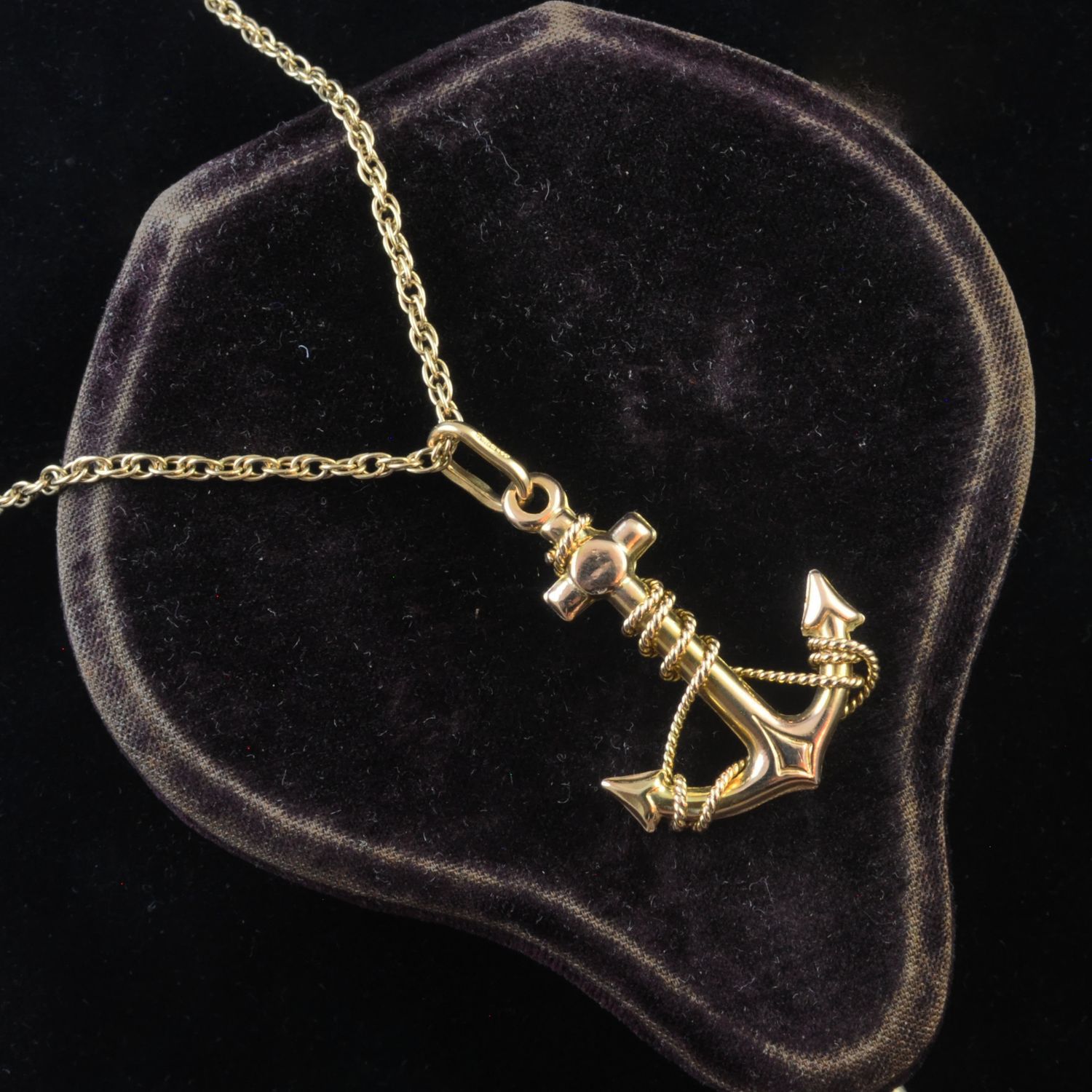 9ct Gold Anchor Pendant