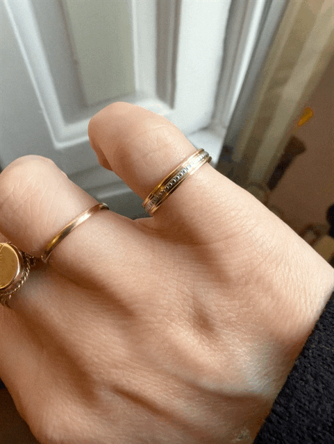 18ct and Platinum Patterned Band