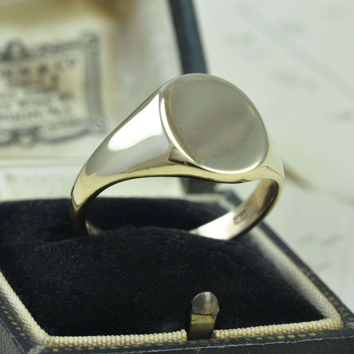 9ct Gold Oxford Signet