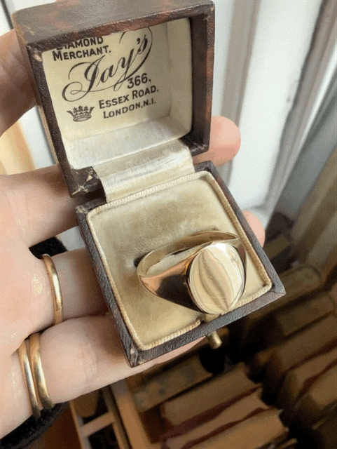 9ct Gold Oxford Signet