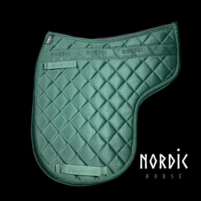 Nordic Horse Velvet Saddle Pad