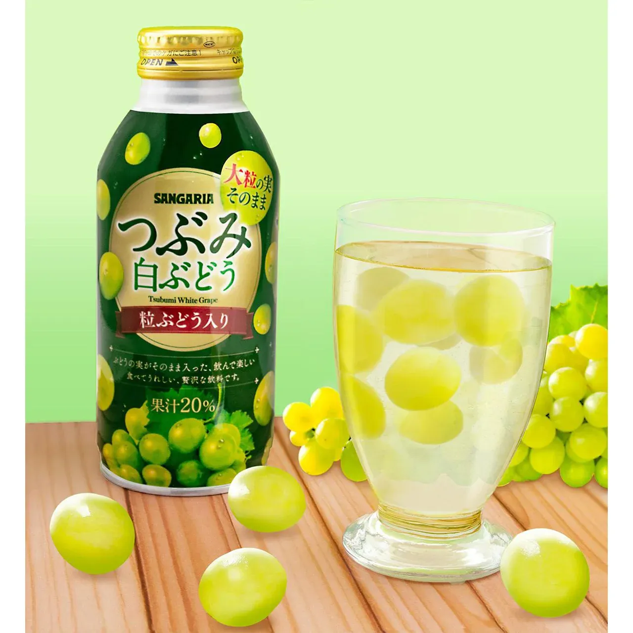 Sangaria Tsubumi White Grape Drink with Grape Pieces 380g