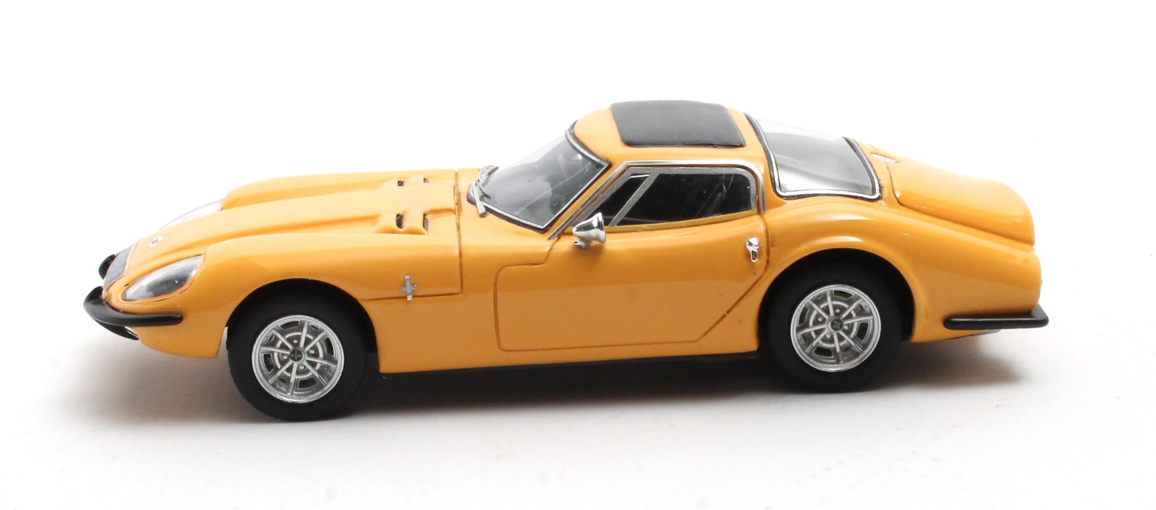 1:43 Matrix - Marcos 3-litre GT yellow 68-71