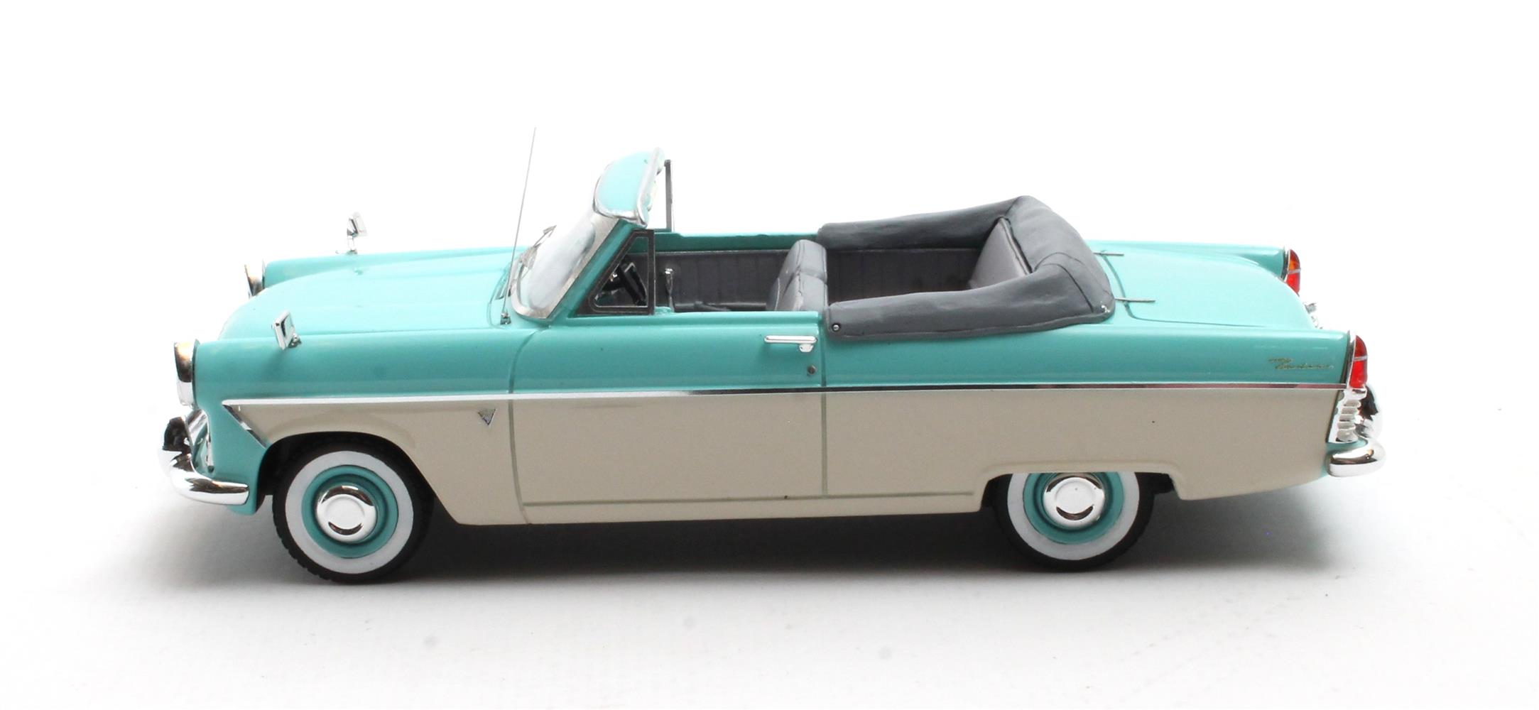 1:43 Matrix - Ford Zodiac MKII 206E convertible turqoise / white 58-62