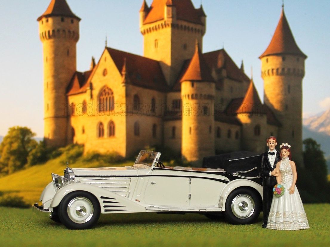1:43 Matrix - 1934 Maybach Zeppelin DS8 Cabriolet Open Matrimonio Just Married Wedding *With 2 Figures*