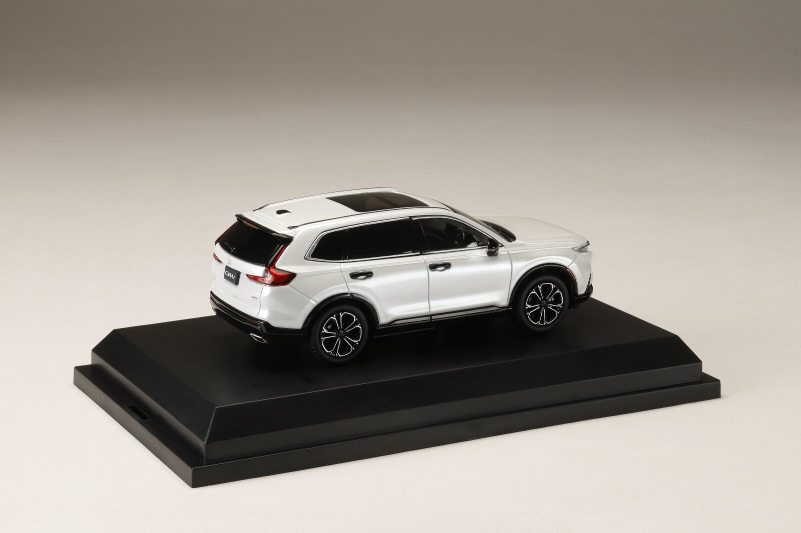 1:43 Hobby Japan - 2025 Honda CR-V e:HEV RS Black Edition, platinum white pearl