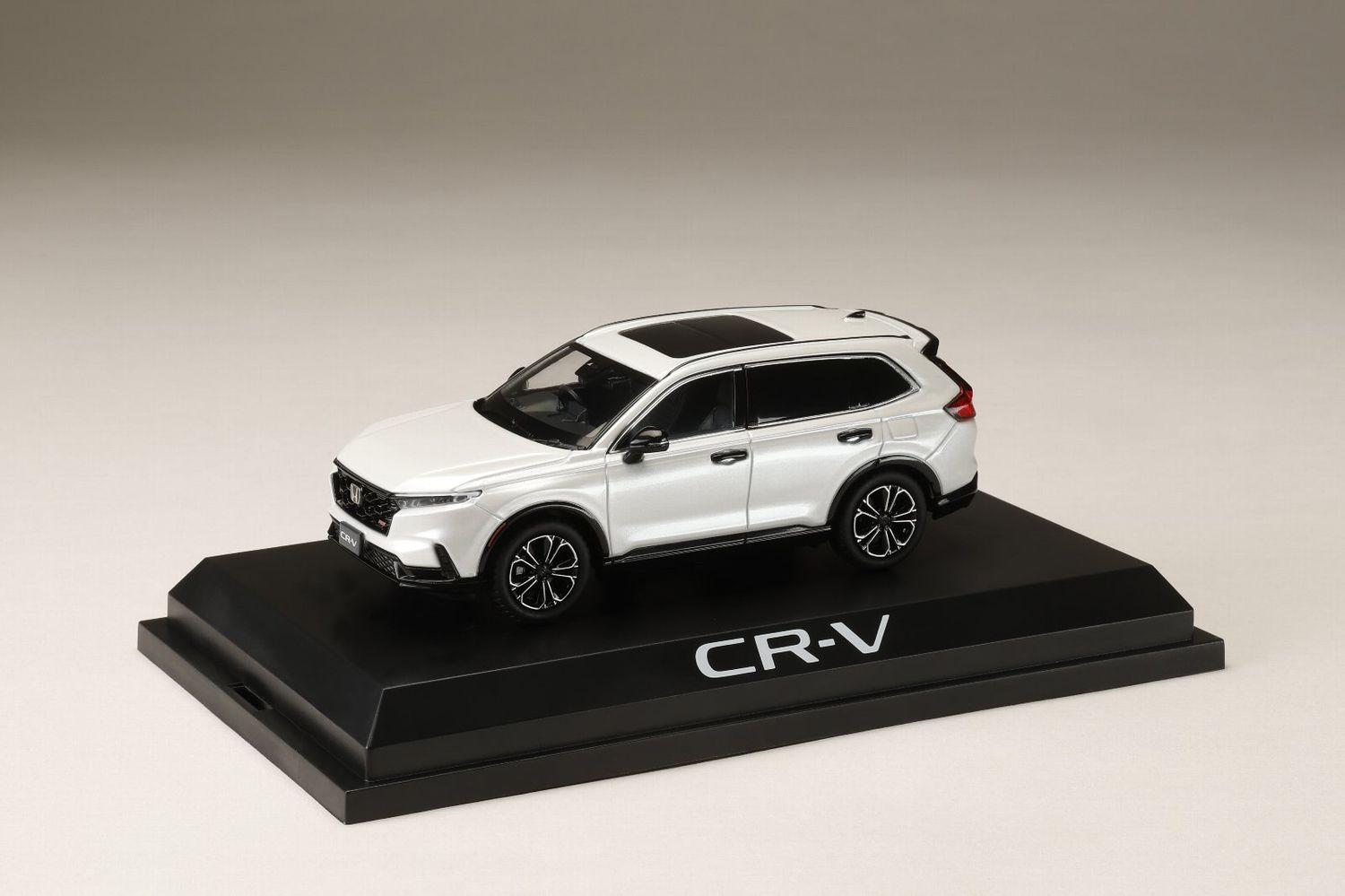 1:43 Hobby Japan - 2025 Honda CR-V e:HEV RS Black Edition, platinum white pearl