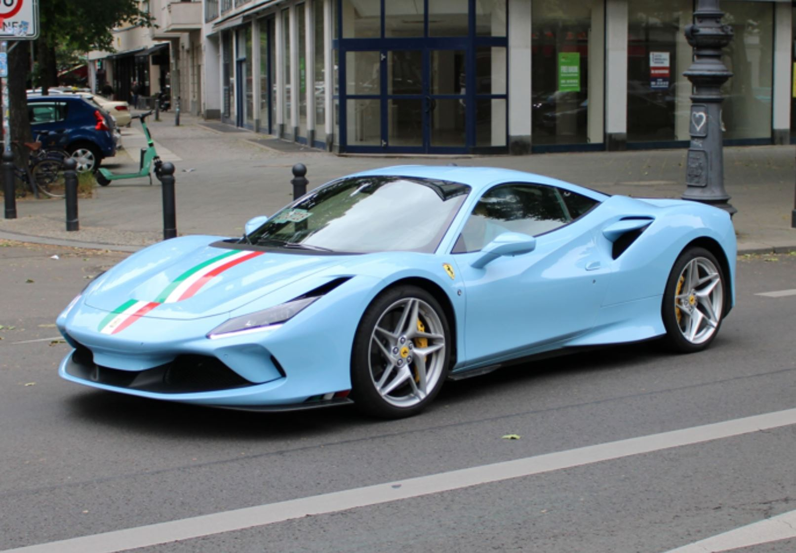 1:43 BBR - 2019 Ferrari F8 Tributo Italian Stripe Azzurro La Plata Light Blue
