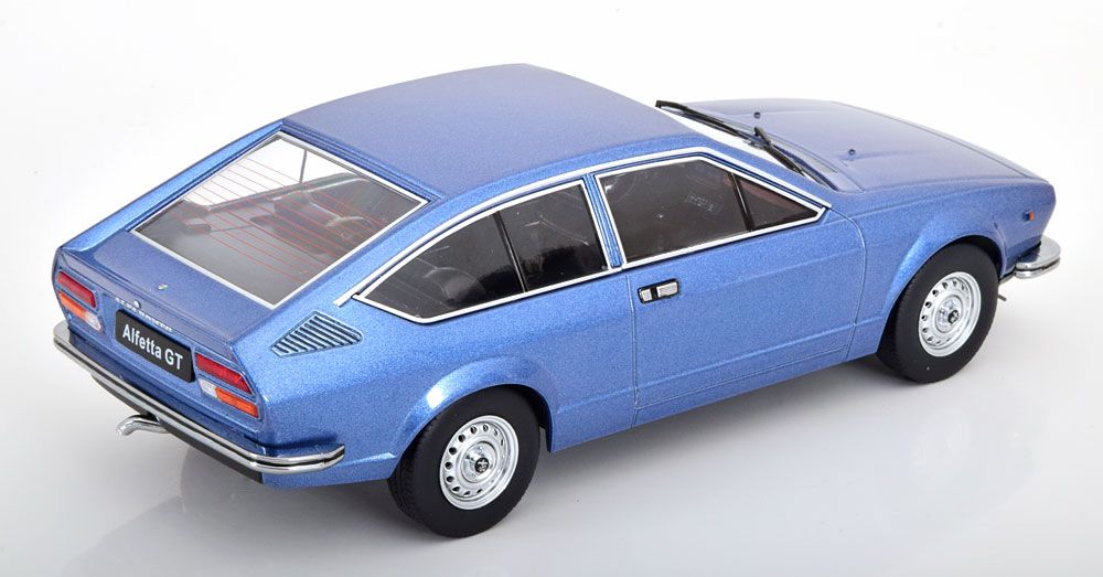 1:18 KK Scale - Alfa Romeo Alfetta GT 1.6 1976 hellblau-metallic