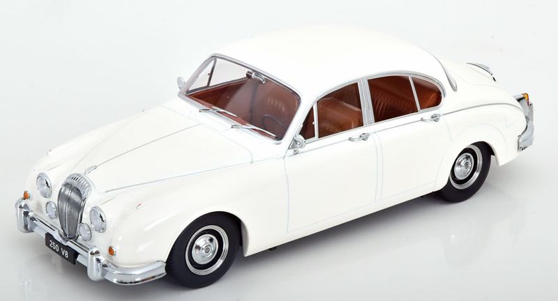 1:18 KK Scale - Daimler 250 V8 LHD 1962 weiß 1:18 KK Scale - Daimler 250 V8 LHD 1962 weiß
