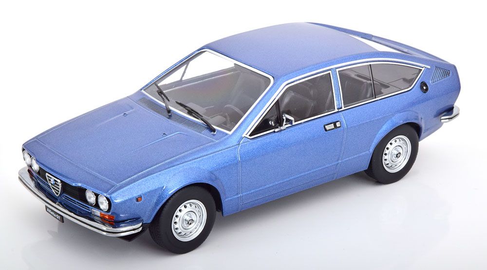 1:18 KK Scale - Alfa Romeo Alfetta GT 1.6 1976 hellblau-metallic