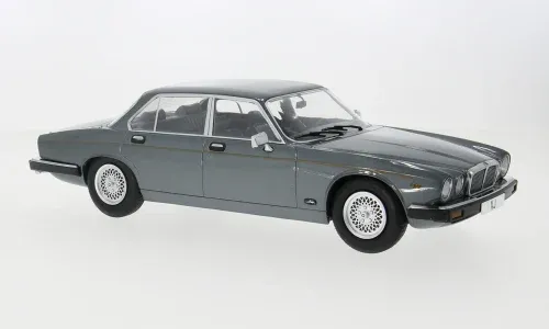 1:18 MCG - 1979 Jaguar XJ Series III Dark Grey