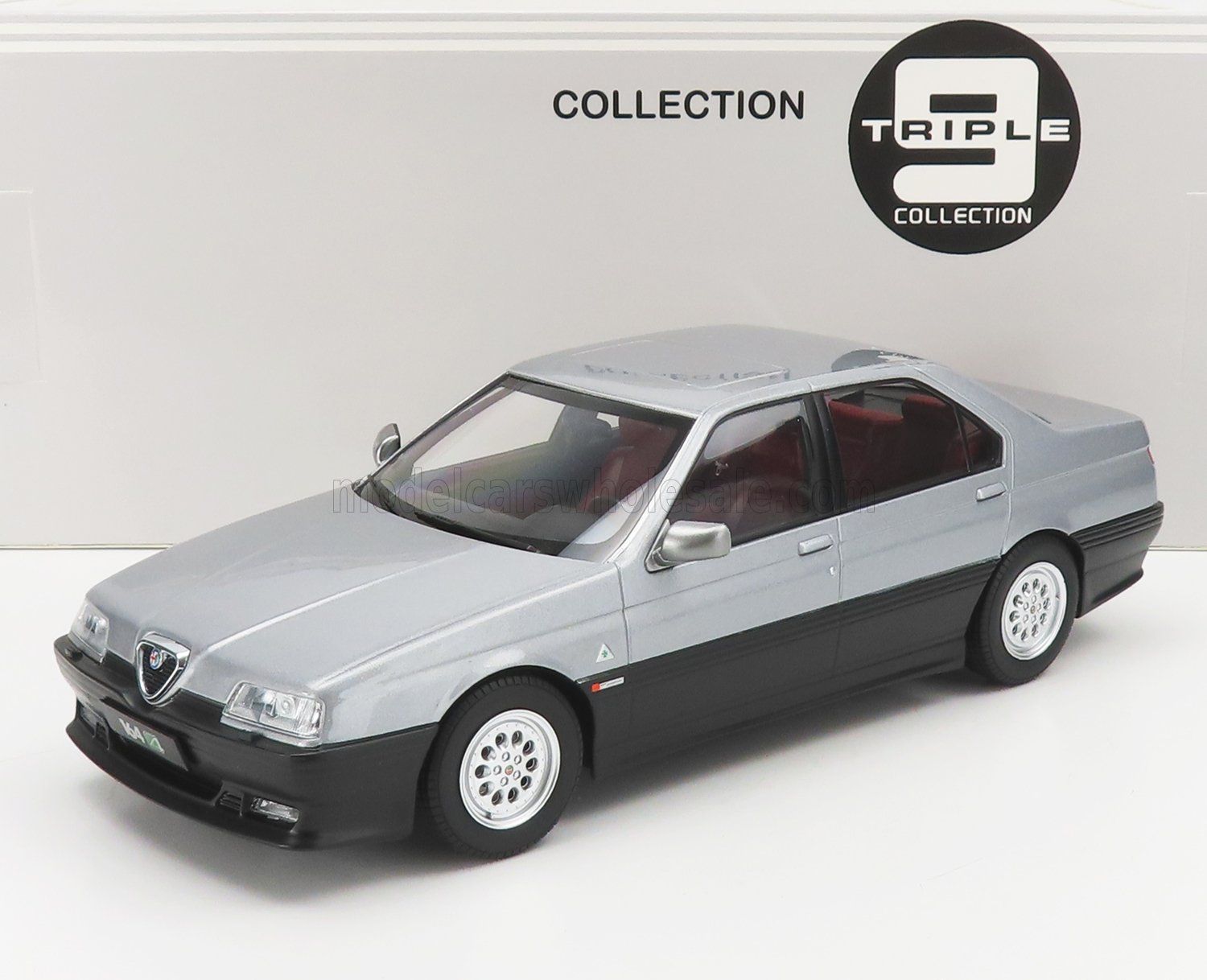 1:18 Triple9 - 1994 Alfa Romeo 164 Q4 Silver