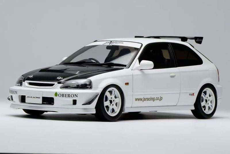 1:18 Motorhelix - 2001 Honda Civic Type R (EK9) J's Racing Livery White Black