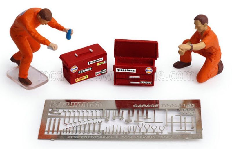 1:43 Brumm - Team JWA Clean Set 24h Le Mans 1970 2 Mechanics with Accessories