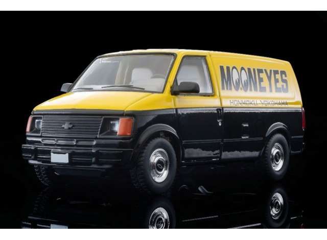 1:64 Tomica Limited Vintage - 1994 Chevrolet Astro Van *MOONEYES*
