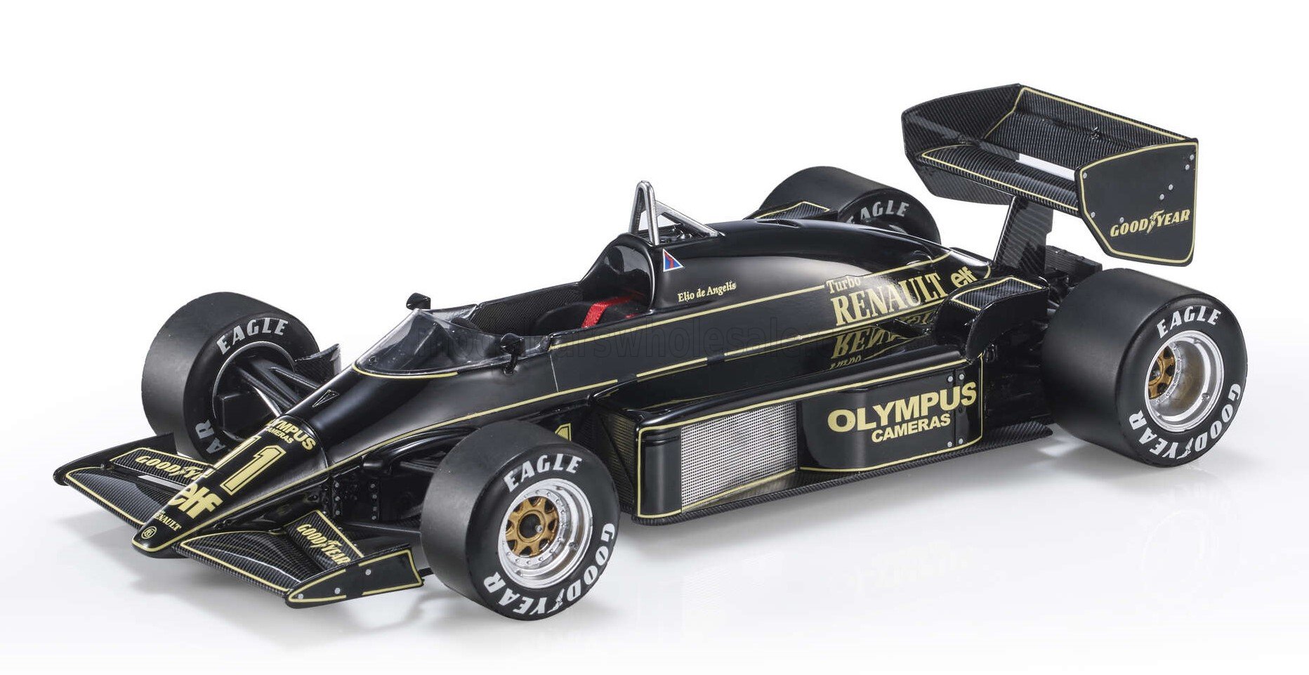 1:12 GP Replicas - Lotus F1 97T Renault Turbo Team Lotus JPS #11 Winner San Marino GP 1985 - E. De Angelis *With Driver Figure*