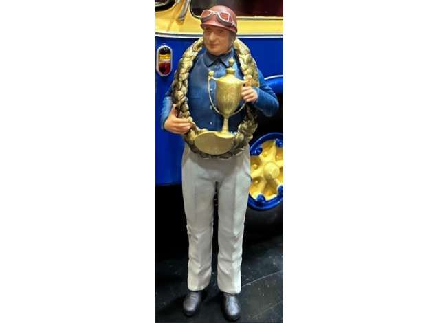 1:18 Cartrix - Juan Manuel Fangio Figur
