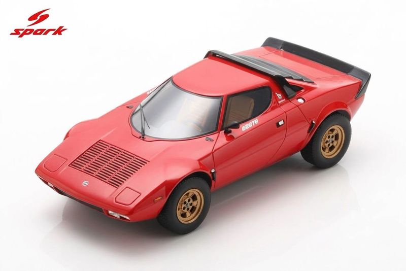 1:18 Spark - Lancia Stratos Street Car - Red 1:18 Spark - Lancia Stratos Street Car - Red