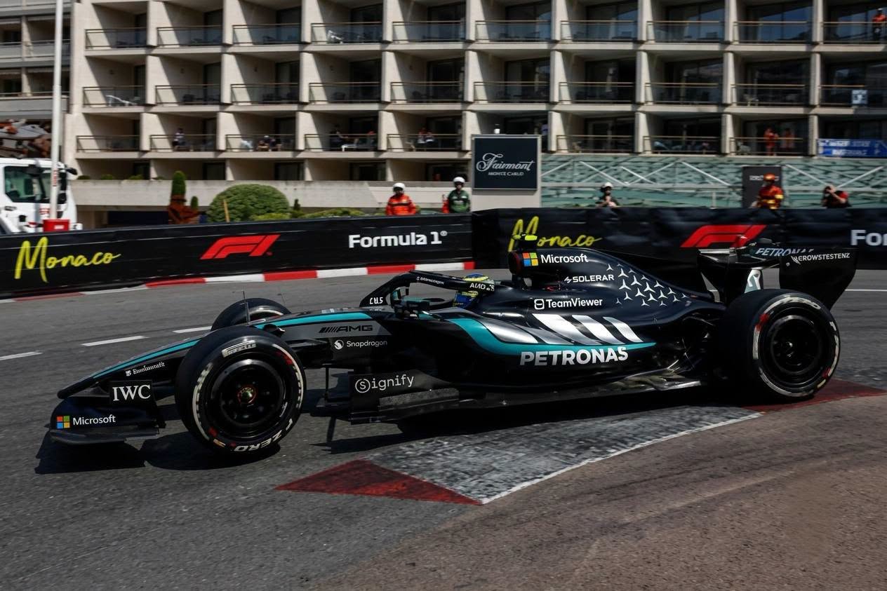 1:43 Spark - Mercedes W17 Monaco GP 2026 #12 Winner - K. Antonelli *With Figure, Number & Pit Board*