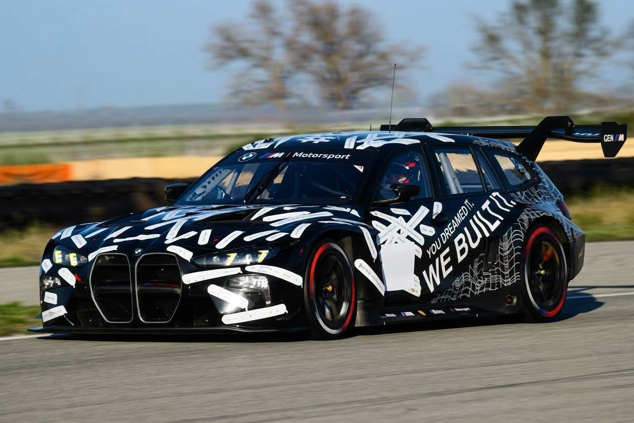 1:18 Spark - BMW M3 Touring 24H NLS Presentation