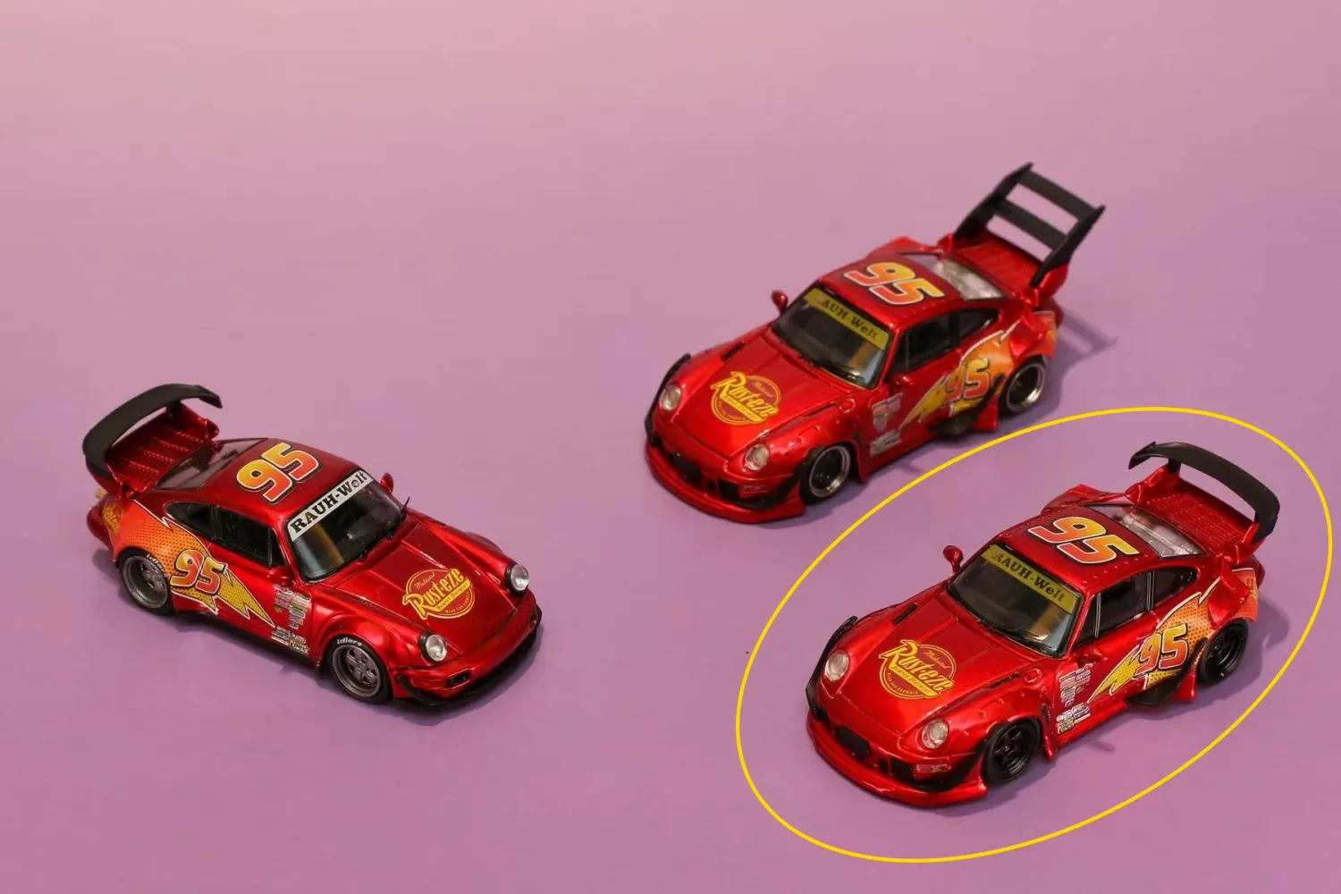1:64 Street Weapon - Porsche 993 *McQueen* low tail, red