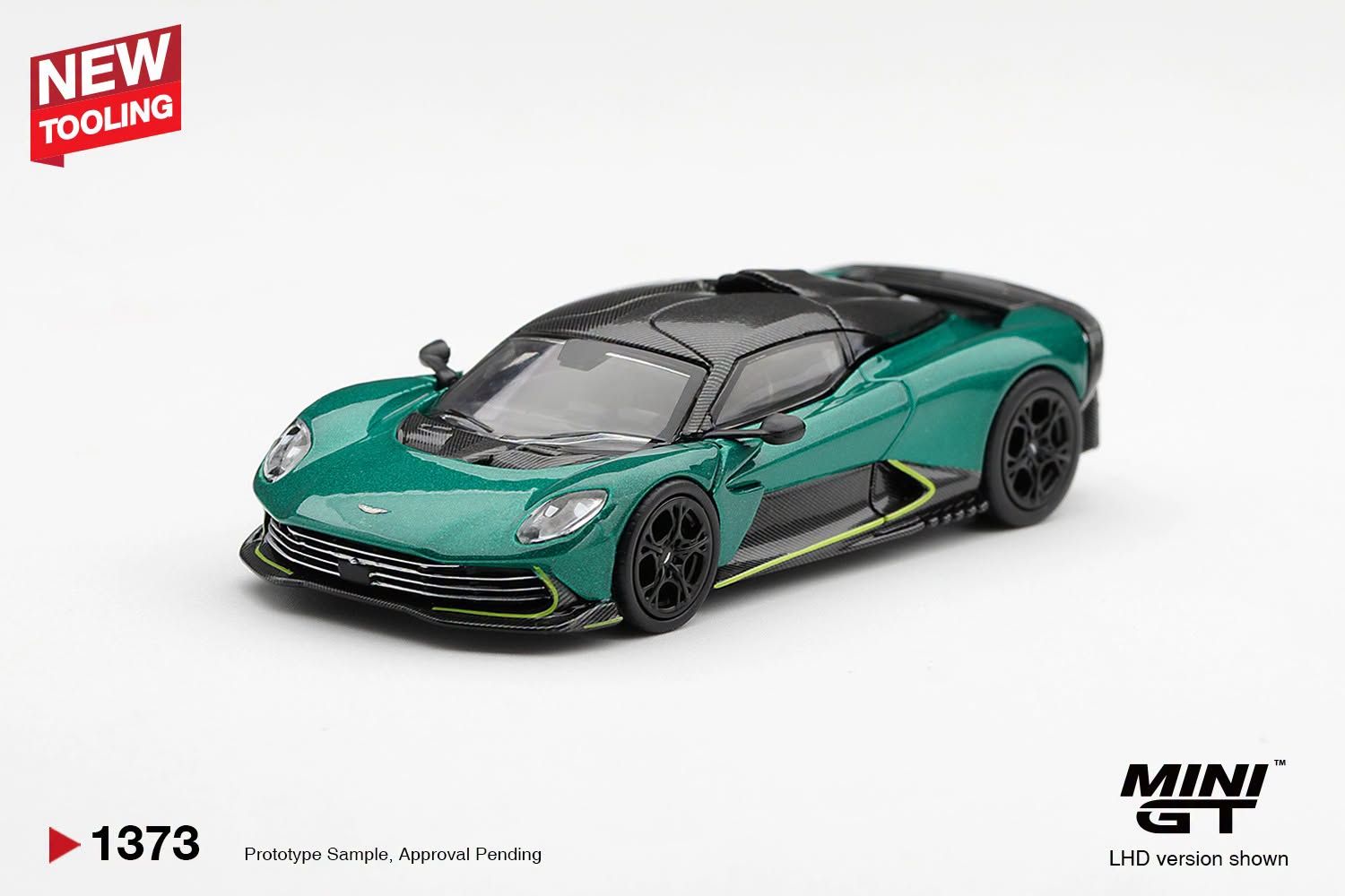 1:64 Mini GT - 2025 Aston Martin Valhalla Podium, green