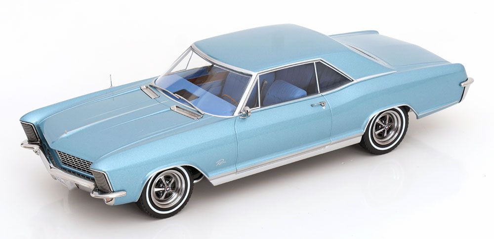 1:18 KK Scale - Buick Riviera 1965 hellblau-metallic
