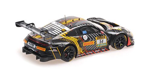 1:43 Minichamps - Porsche 911 (992) GT3 R #54 Dinamic GT 24h Nürburgring 2025 M. Cairoli / B. Buus / J. Sturm / L. Hartog – 3. Platz
