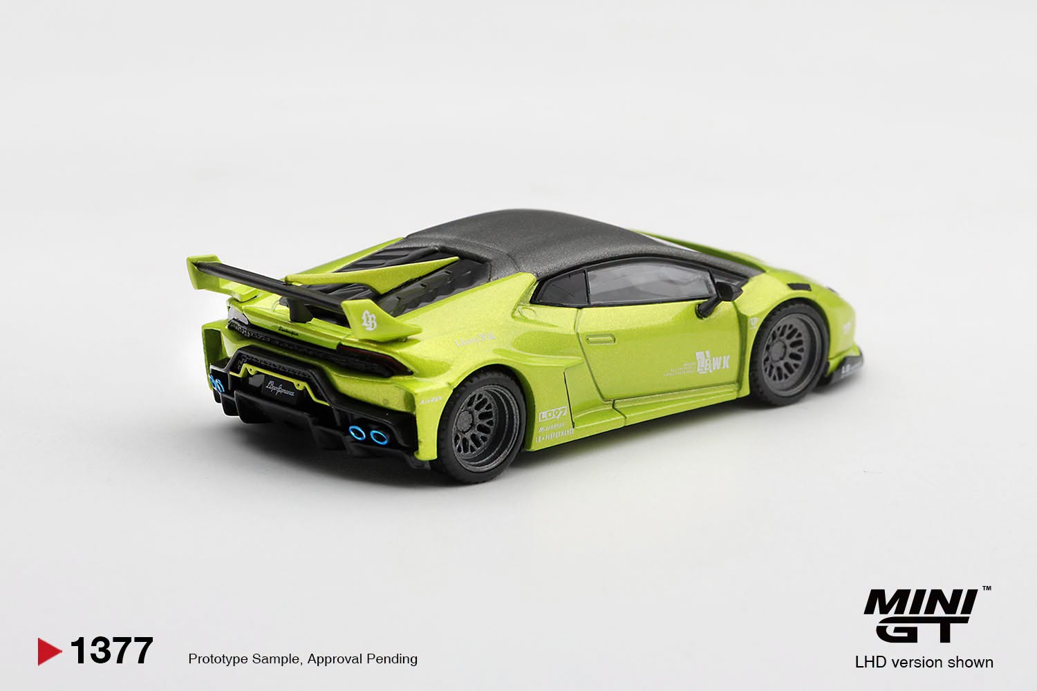 1:64 Mini GT - 2023 Lamborghini Huracan LB-Works, lime metallic *Blister packaging*
