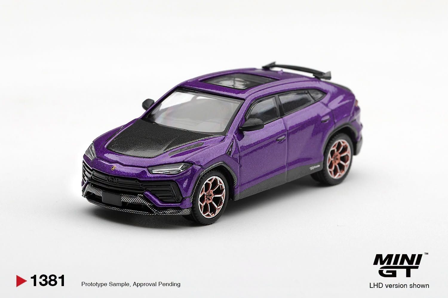 1:64 Mini GT - 2023 Lamborghini Urus Performance, viola pasifea