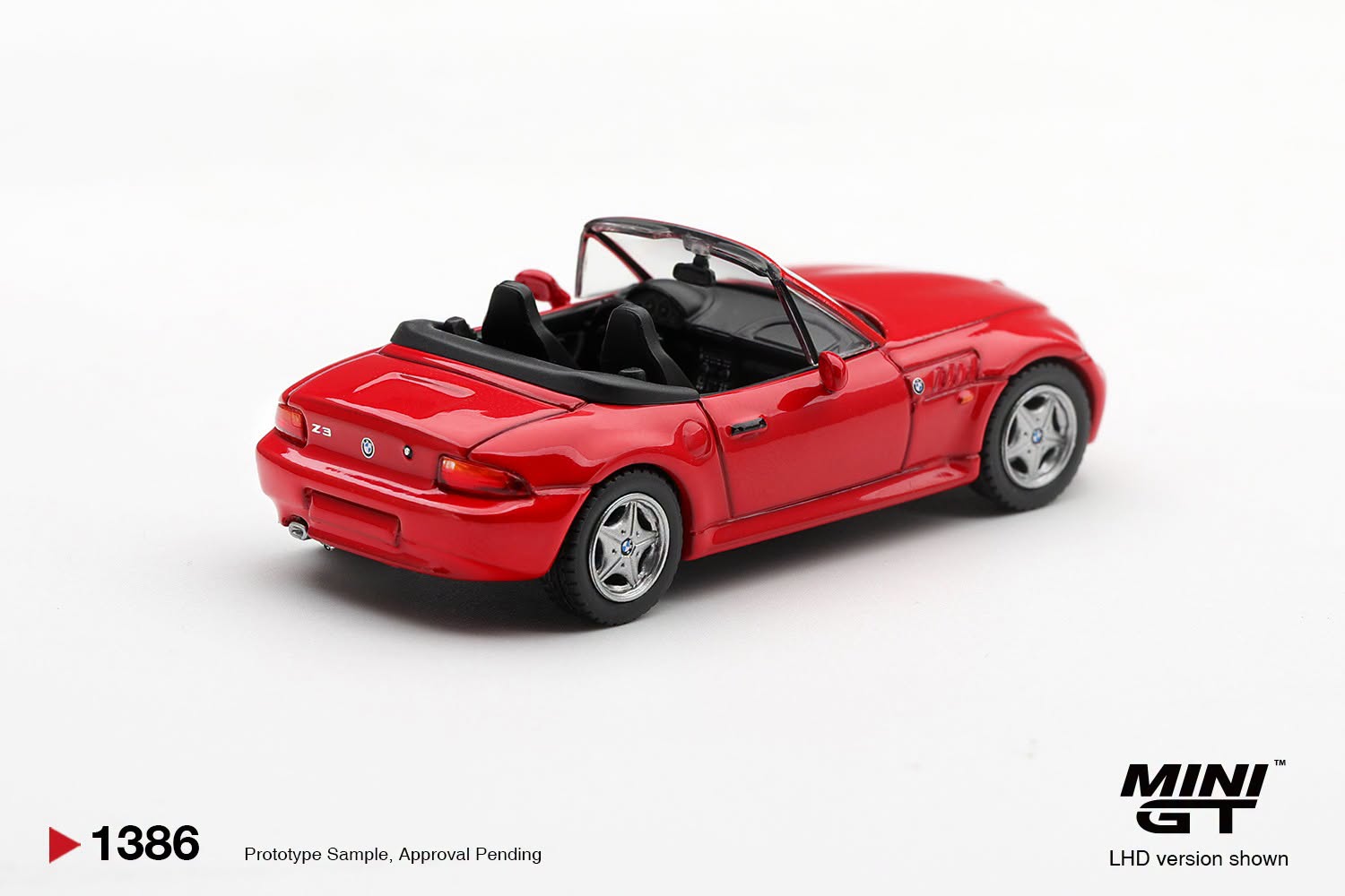 1:64 Mini GT - 1998 BMW Z3 2.8I, hellrot *Blister packaging*