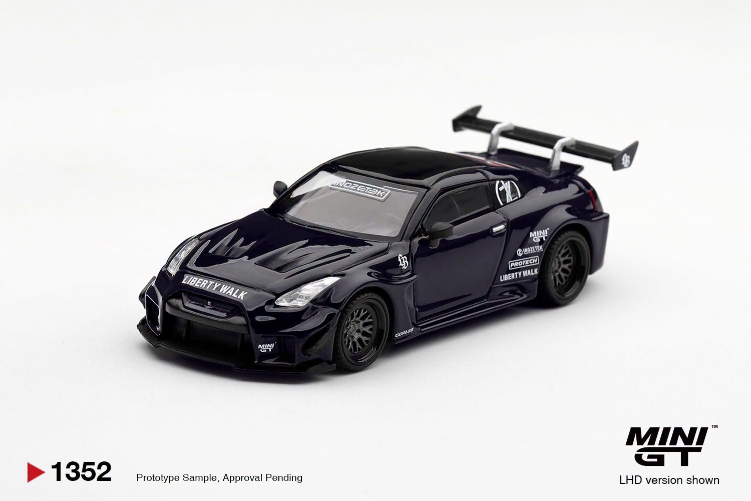 1:64 Mini GT - 2025 Nissan GT-R R35 RR Ver. 2 *Inozetek Edition*