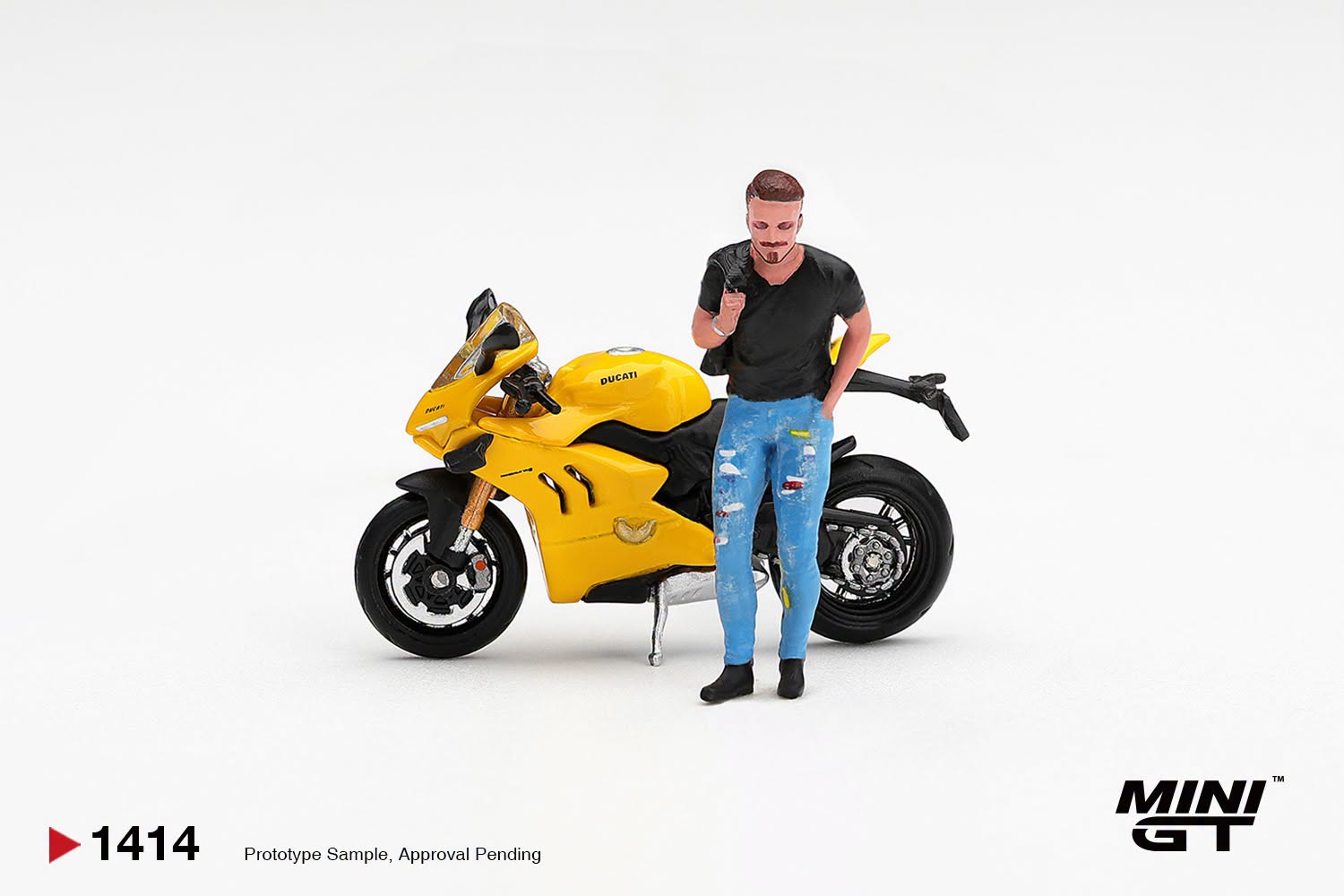 1:64 Mini GT - 2020 Ducati Panigale V4 W/S Giallo Figure, yellow