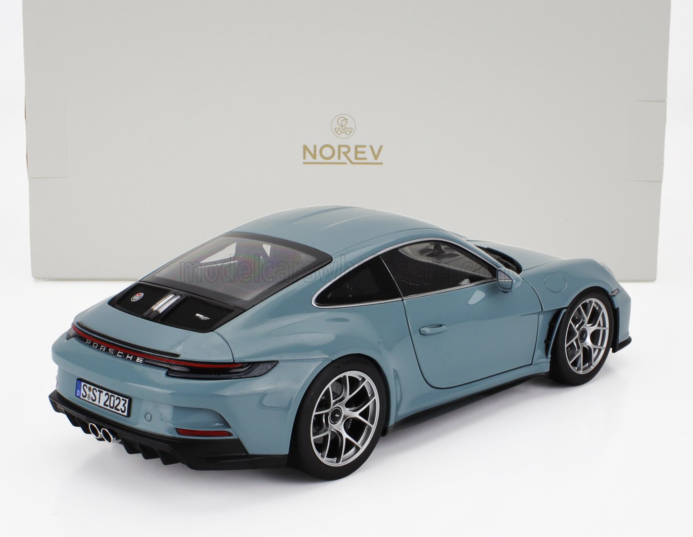 1:18 Norev - 2023 Porsche 911 (992) S/T Coupé Meissen Blue