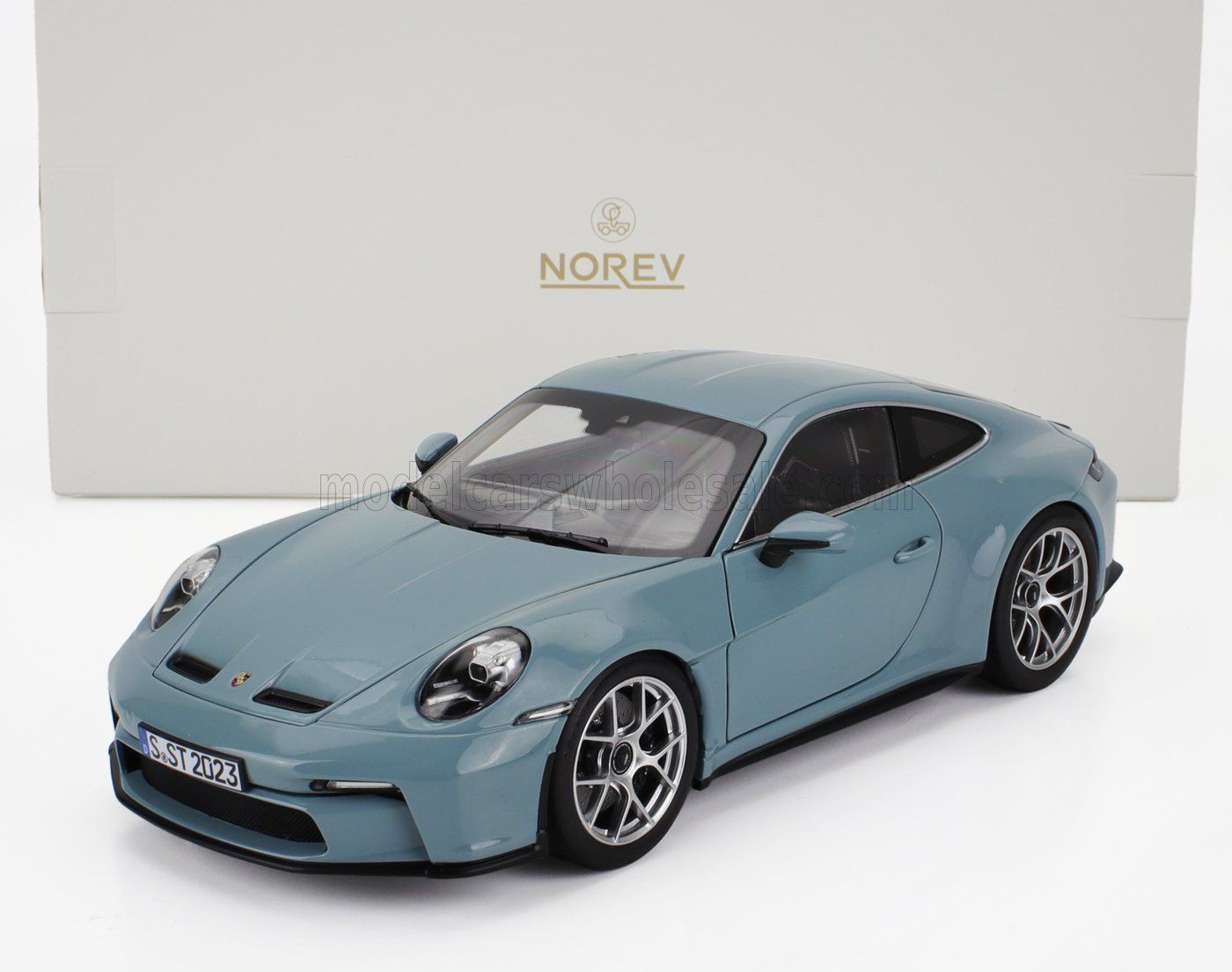 1:18 Norev - 2023 Porsche 911 (992) S/T Coupé Meissen Blue