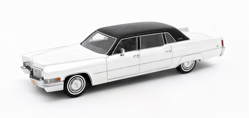 1:43 Matrix - 1970 Cadillac Fleetwood 75 Limousine White Black