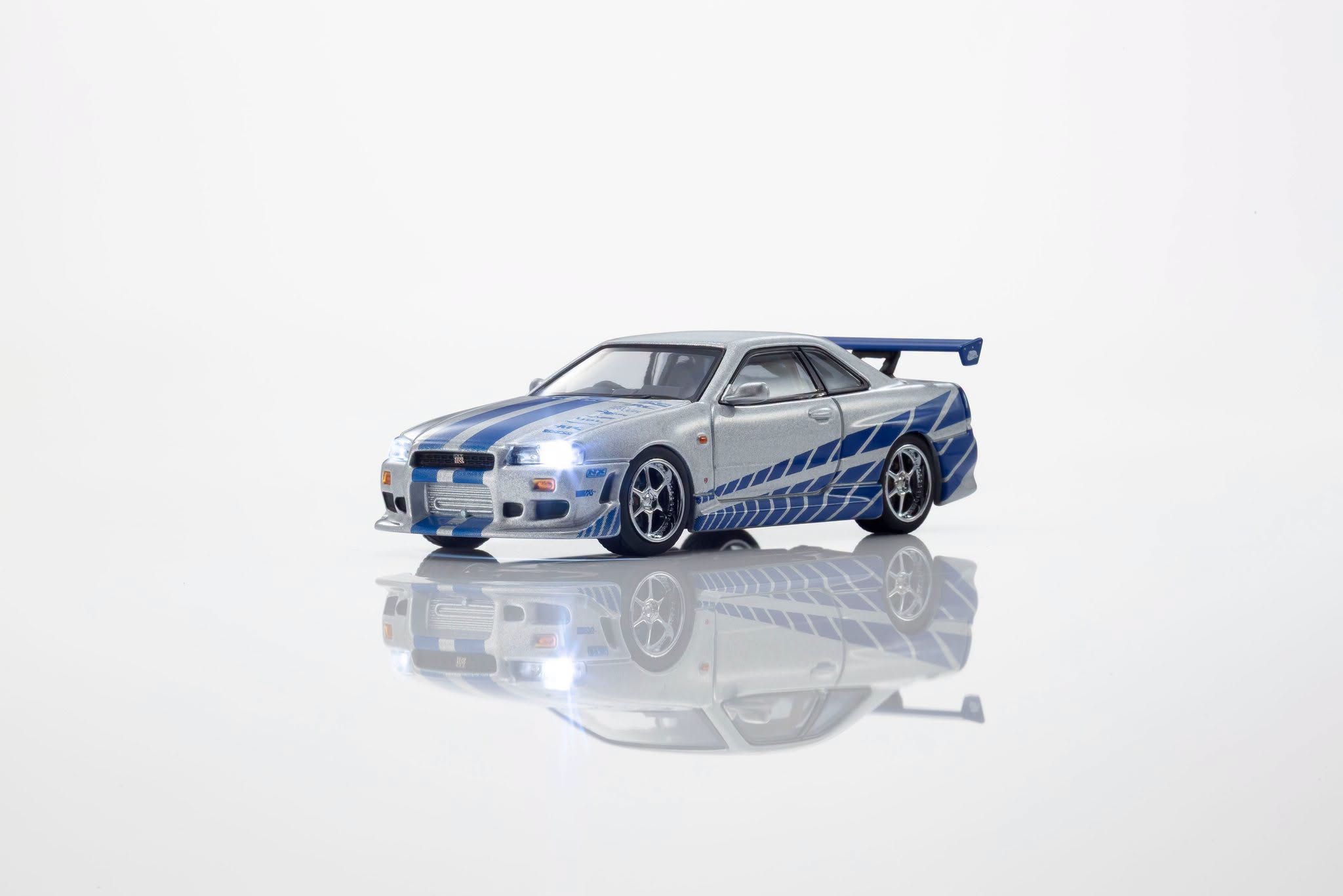 1:64 Kyosho - Nissan Skyline GT-R (R34) *Fast & Furious* *with Led*
