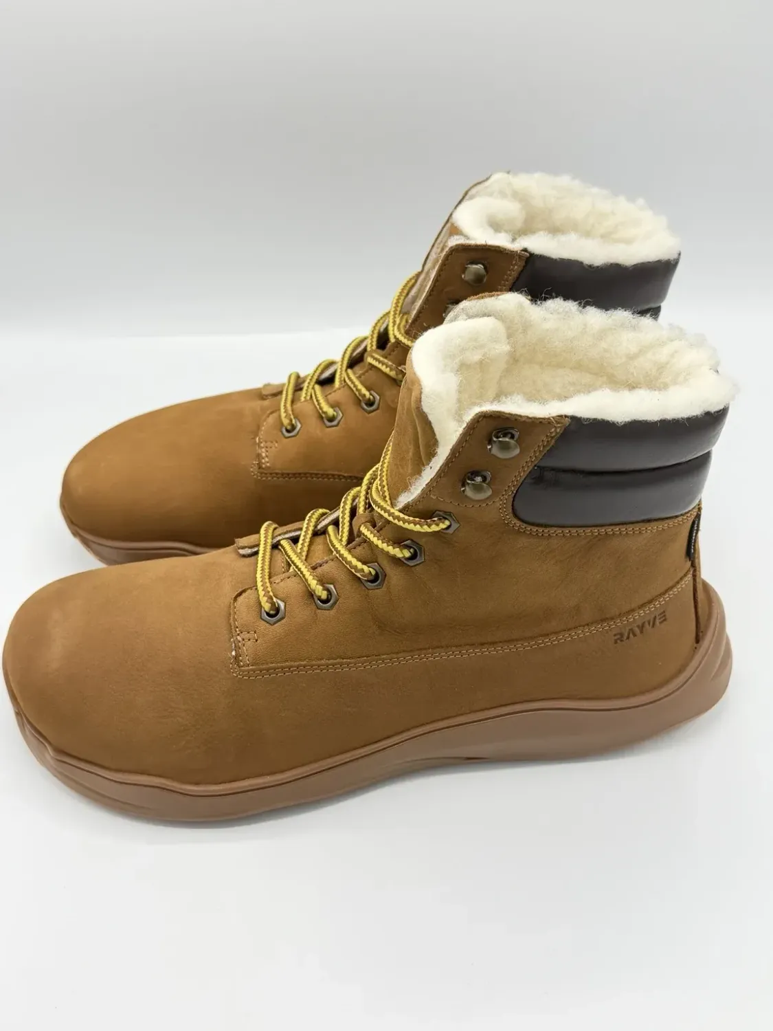 RAYVE Utah 3.0 Cognac Barfuß Winterschuhe Damen Herren aus Leder mit Wollfutter