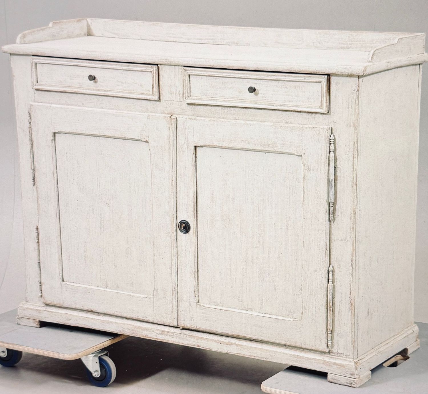 Anrichte/Sideboard aus dem 19. Jahrhundert