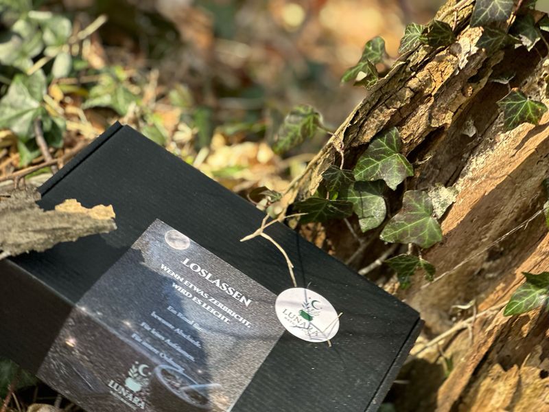 Lunara Witchbox – Loslassen Ritual Lunara Witchbox – Loslassen Ritual