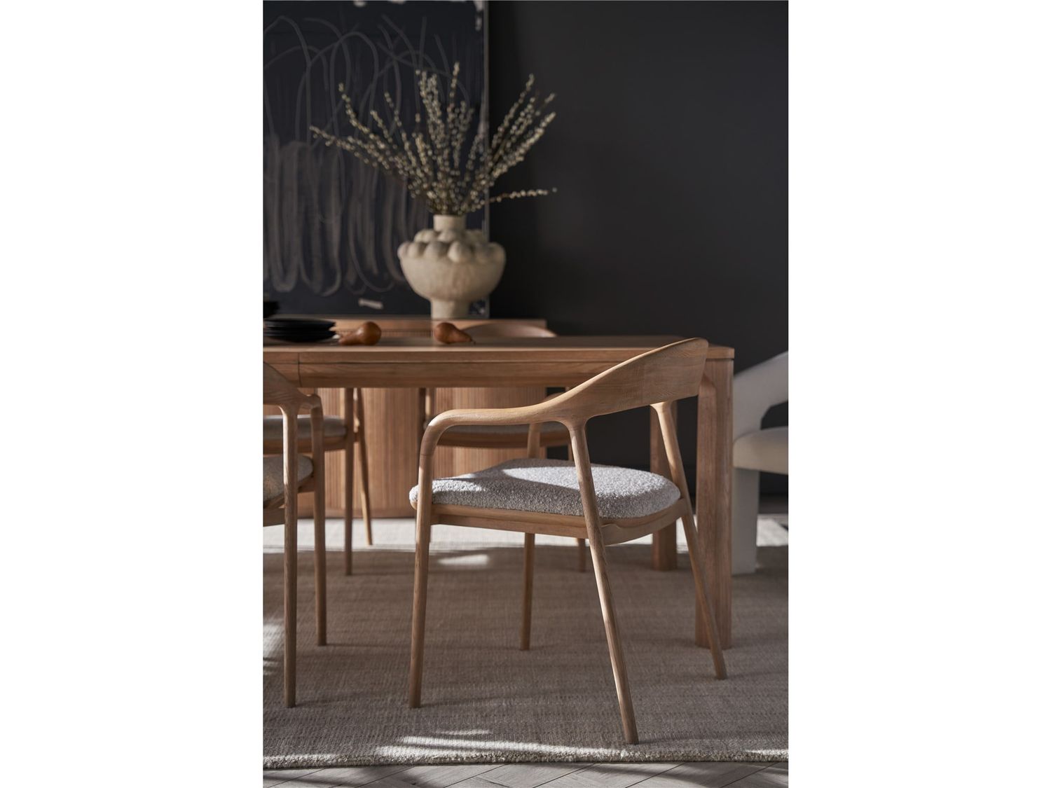 Modern Echo Dining Arm Chair Modern Echo Dining Arm Chair