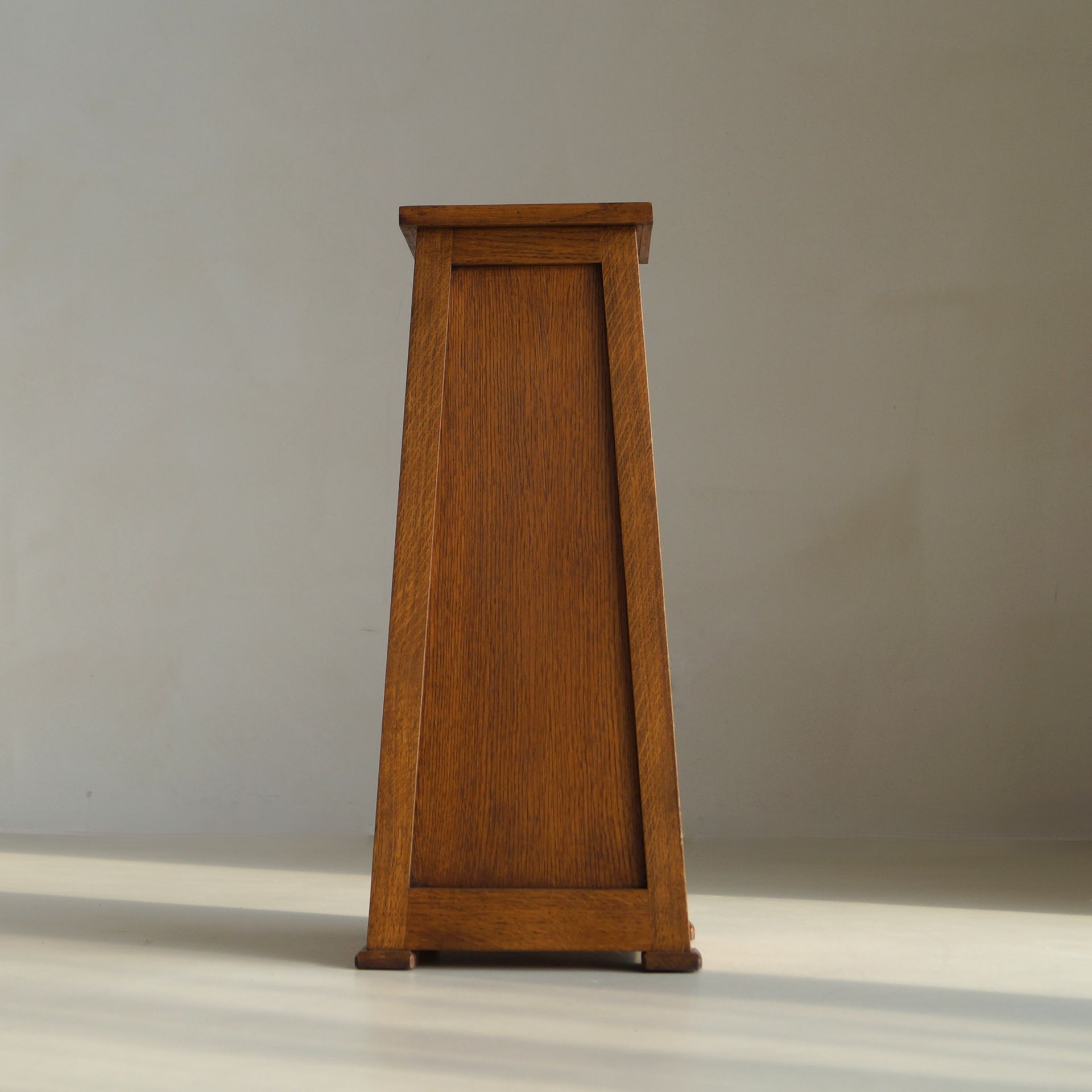 Dutch Art Deco Modernist Pedestal, 1950s