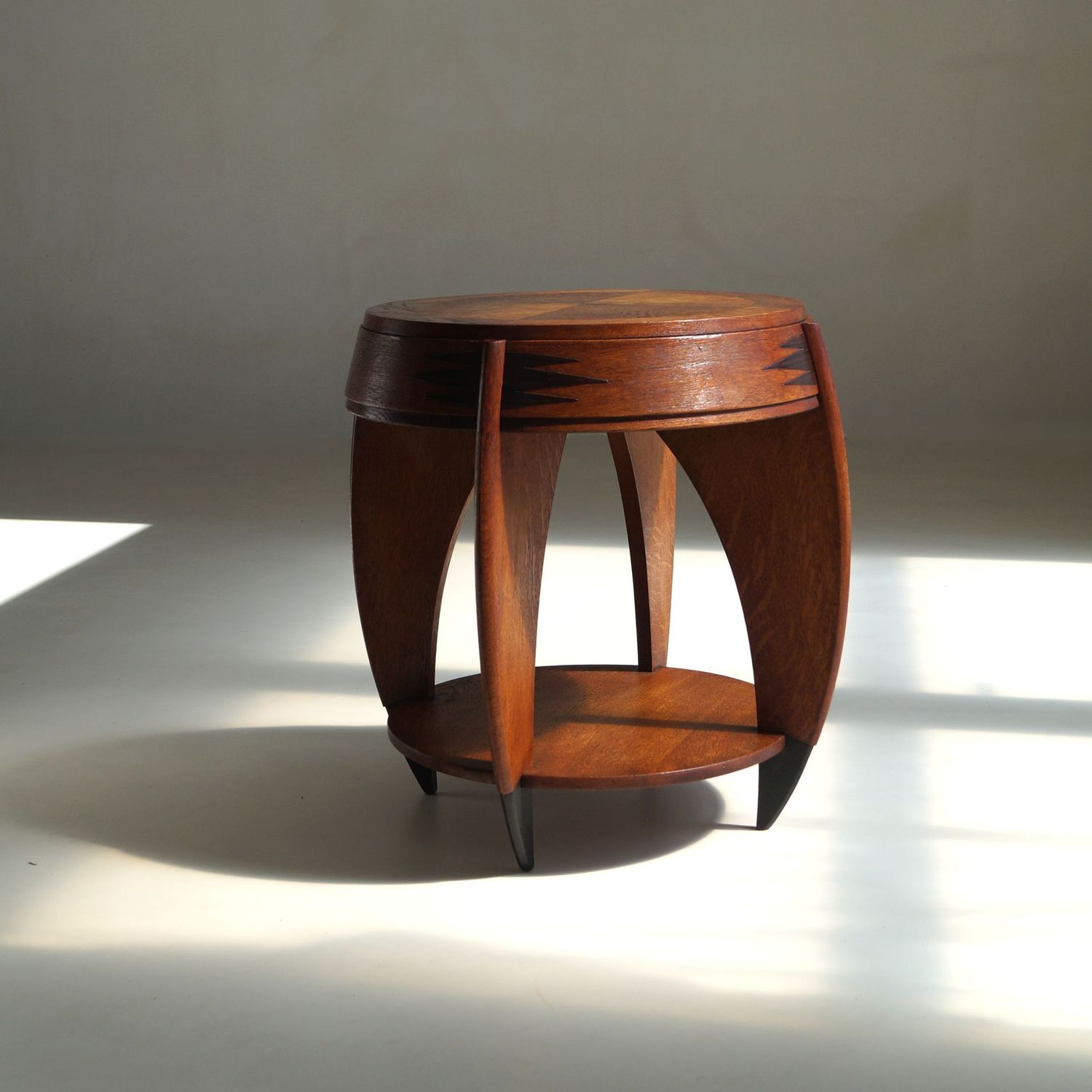 Dutch Art Deco Amsterdam School Side Table nr.301  by P.E.L. Izeren, 1920s