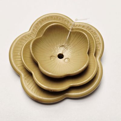 3-Piece Flower Set: Matte Gold German Resin