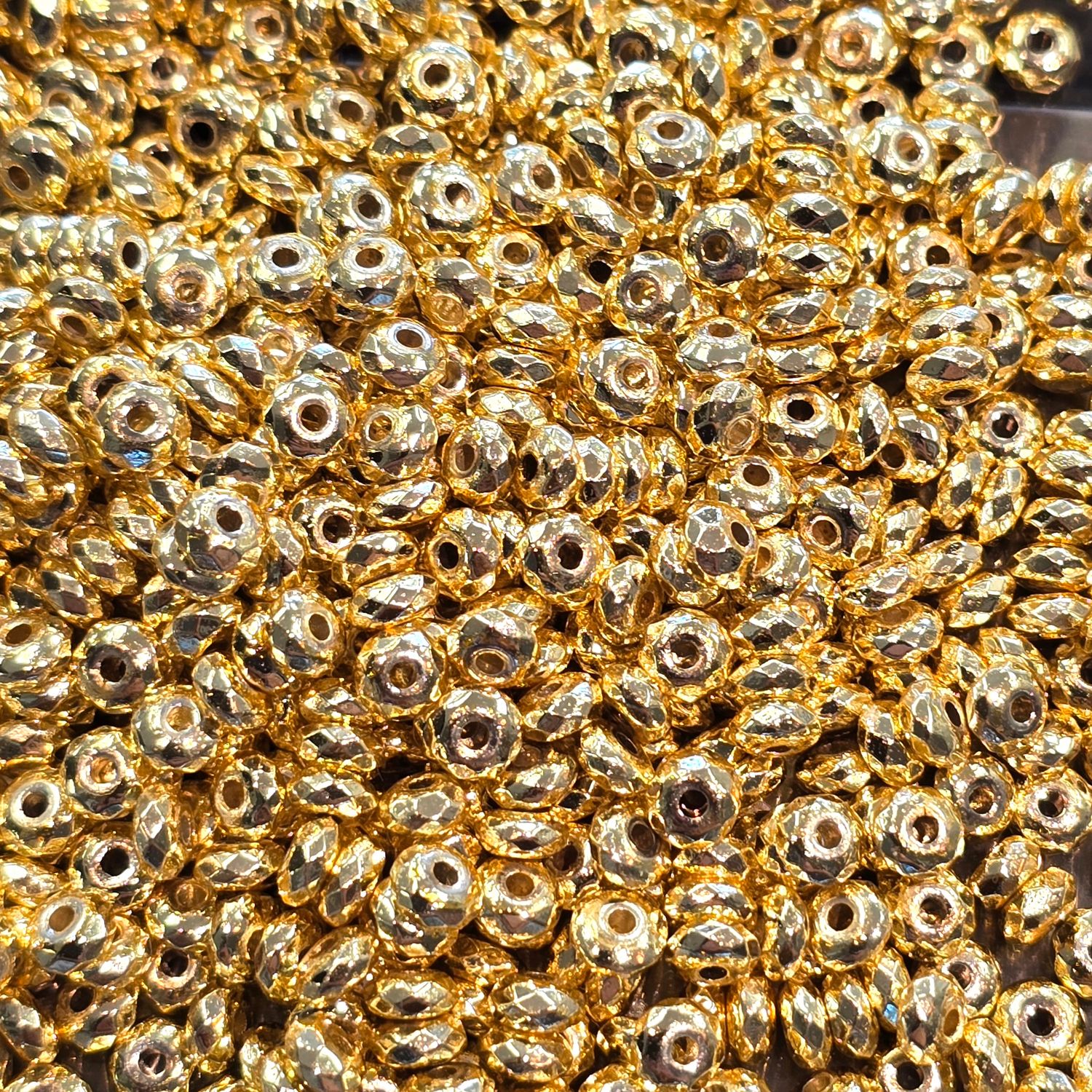 4mm Spacer Beads: Bright Gold Plated Hematite - 5 grams