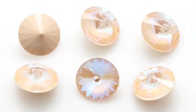 14mm Ivory Cream Delite Rivoli