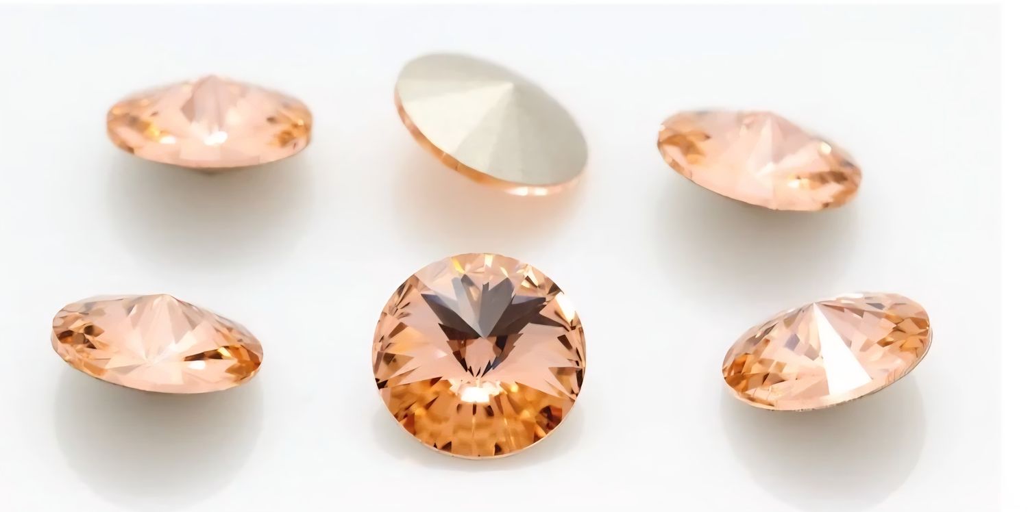14mm Light Peach Rivoli 
