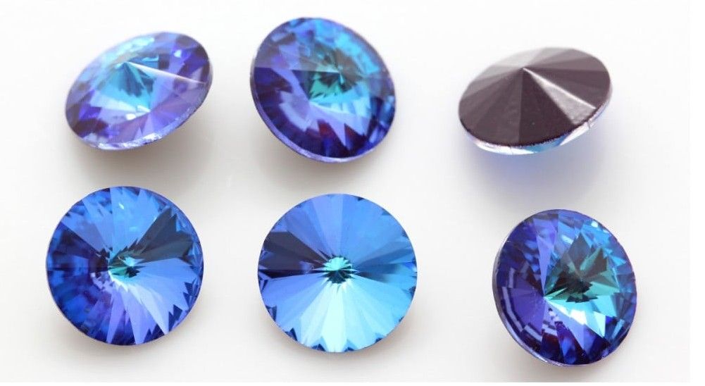 18mm Burgundy DeLite Rivoli